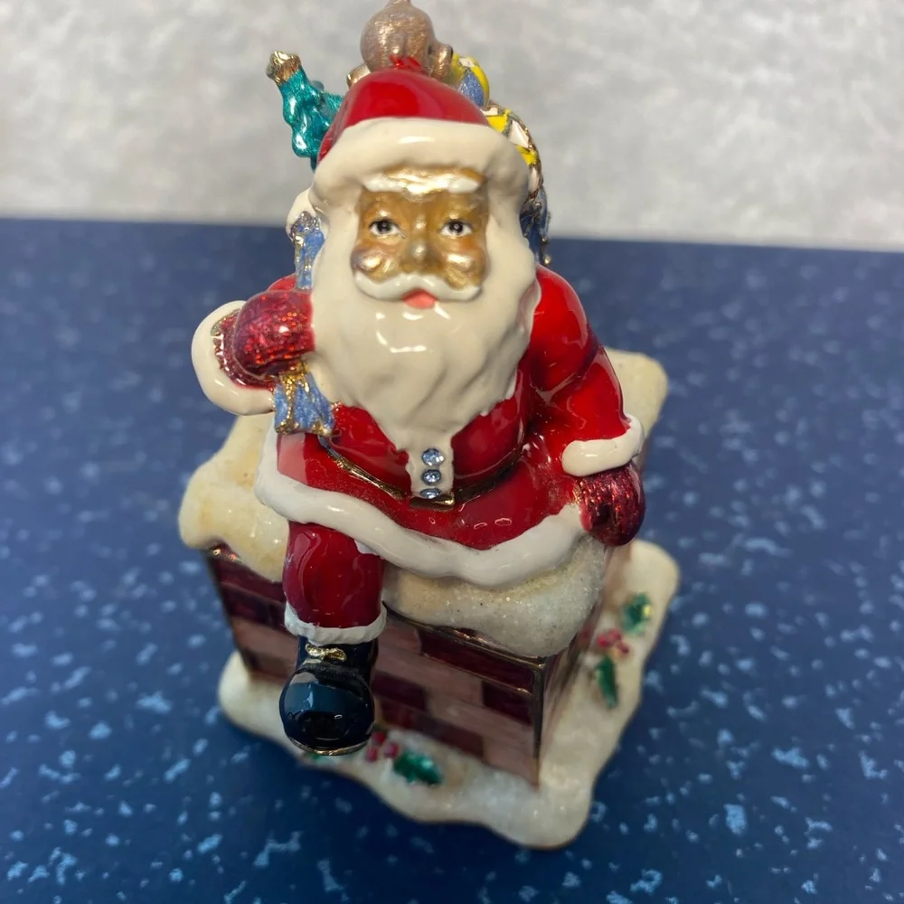 Kubla Crafts Bejeweled Enamel Over Pewter Santa on Chimney Trinket Box